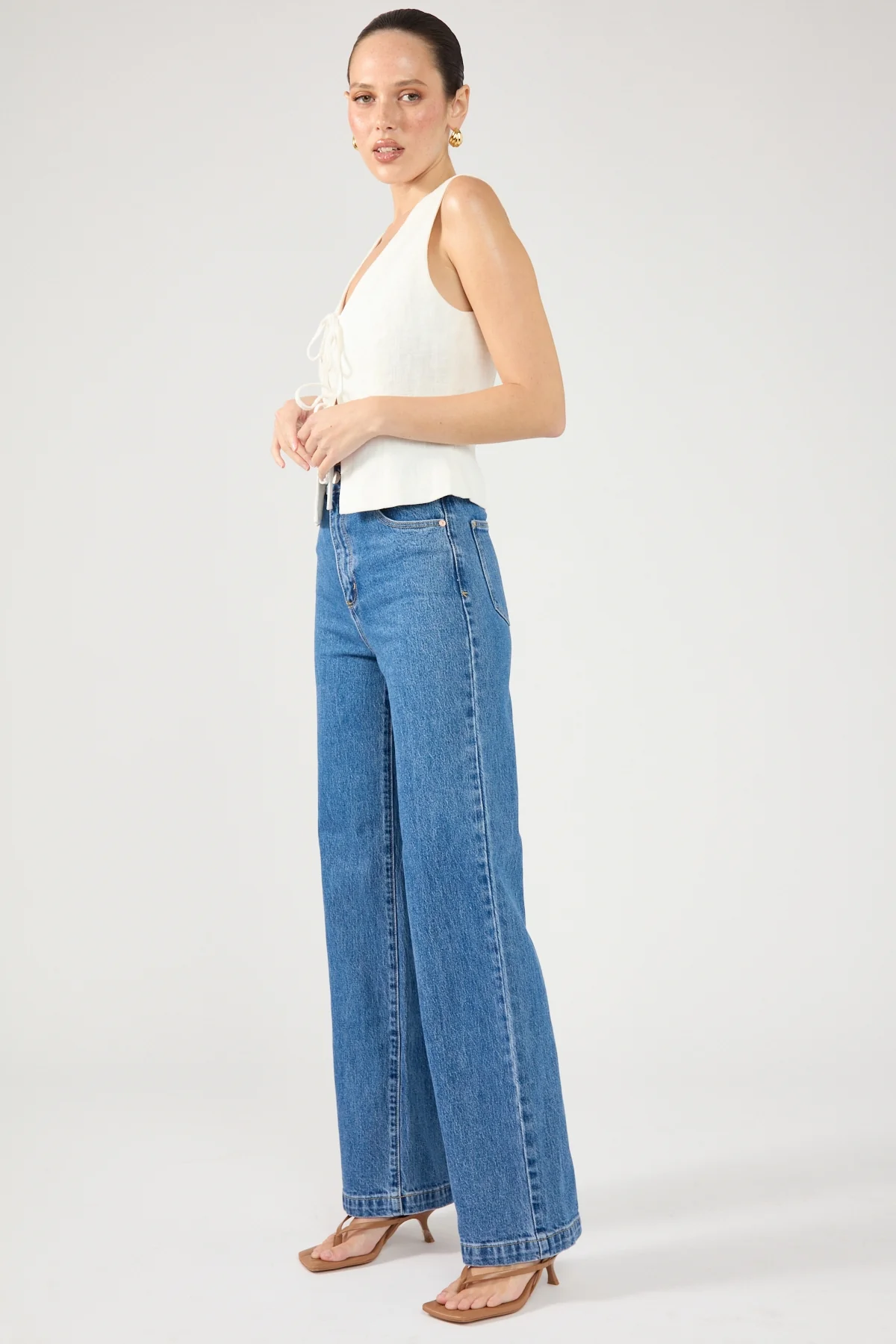Abrand A 94 High Waisted Wide Jean Chantell Organic - Image 3