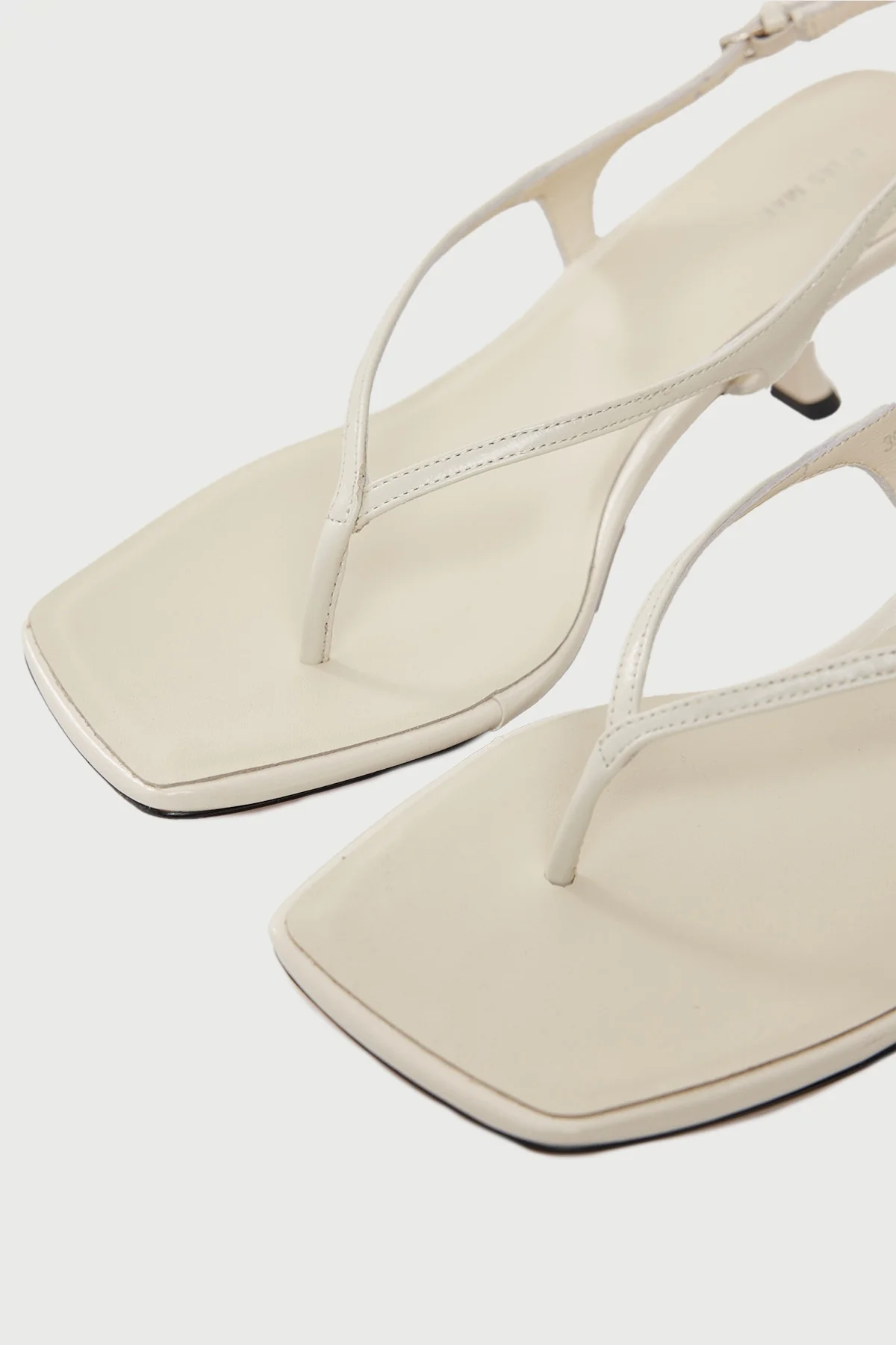 Arlo Bone Oily Leather - Image 3