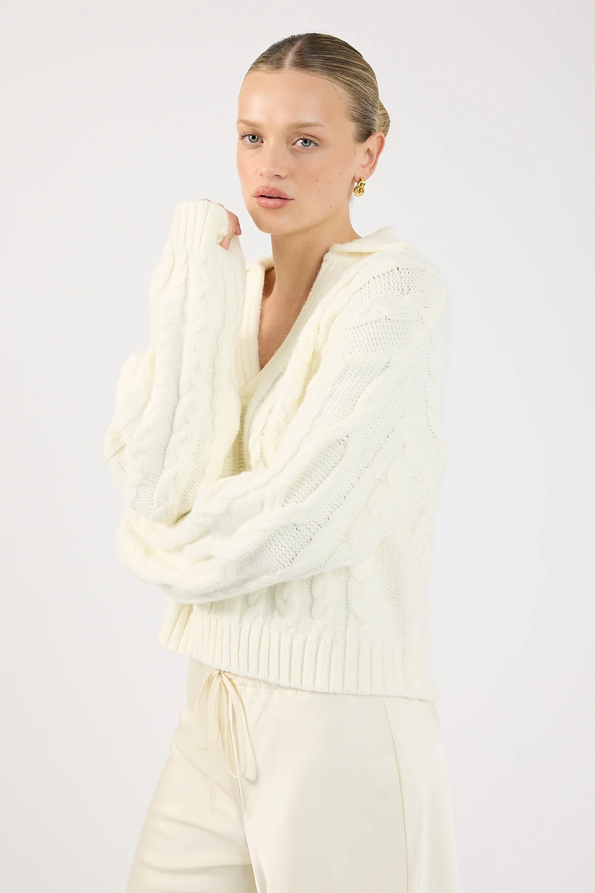 Perfect Stranger Cohen Cable Knit Jumper Cream - Image 5