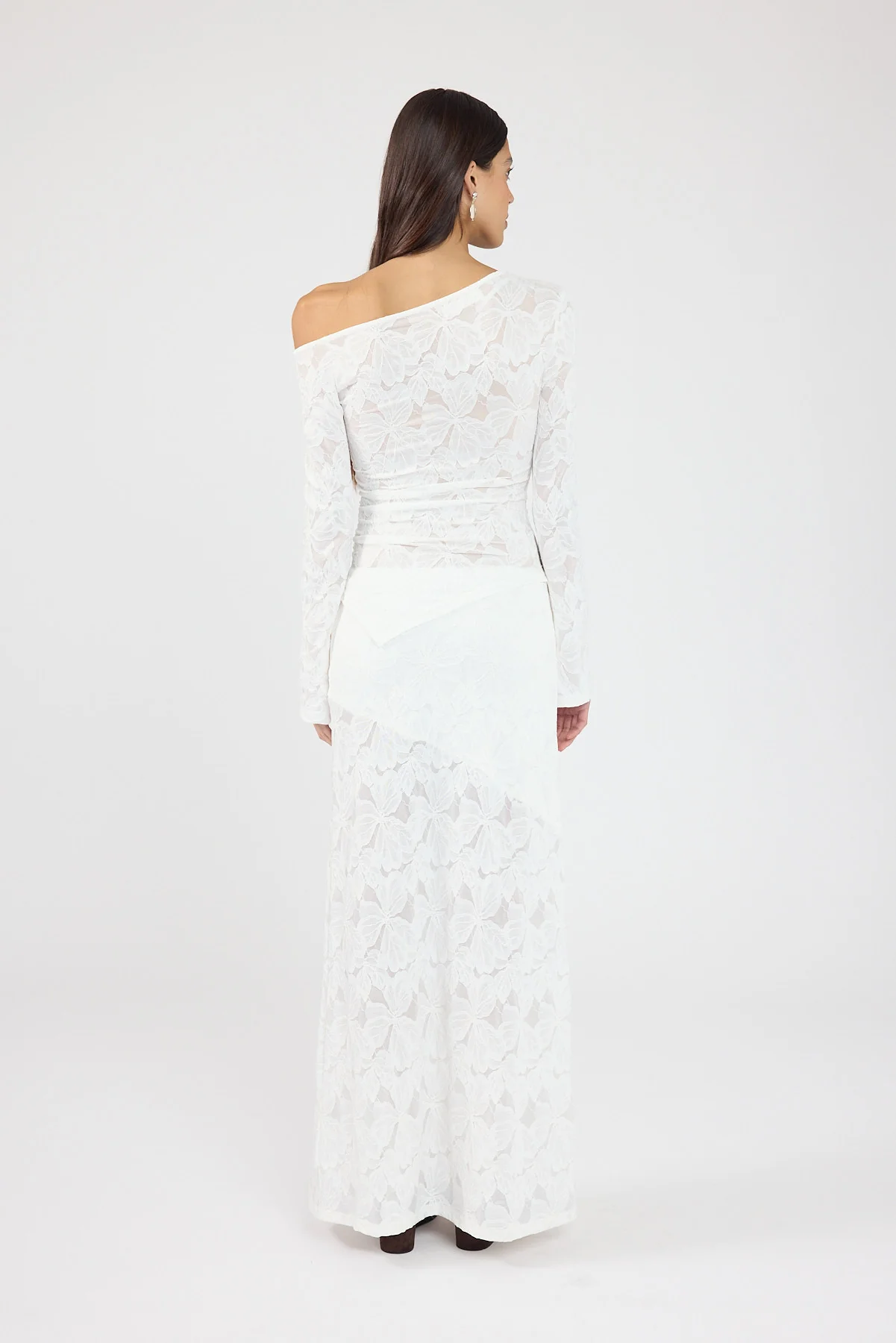 Perfect Stranger Dotty Lace Maxi Skirt White - Image 4