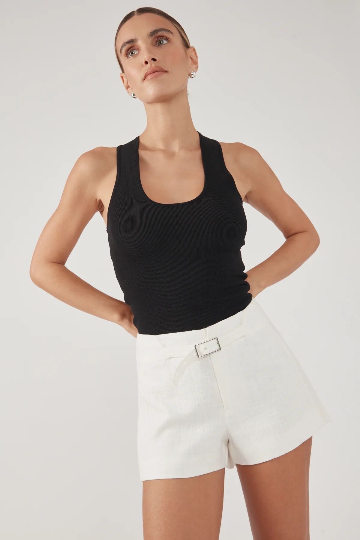 Perfect Stranger Maui Buckle Low Rise Linen Shorts White - Image 4
